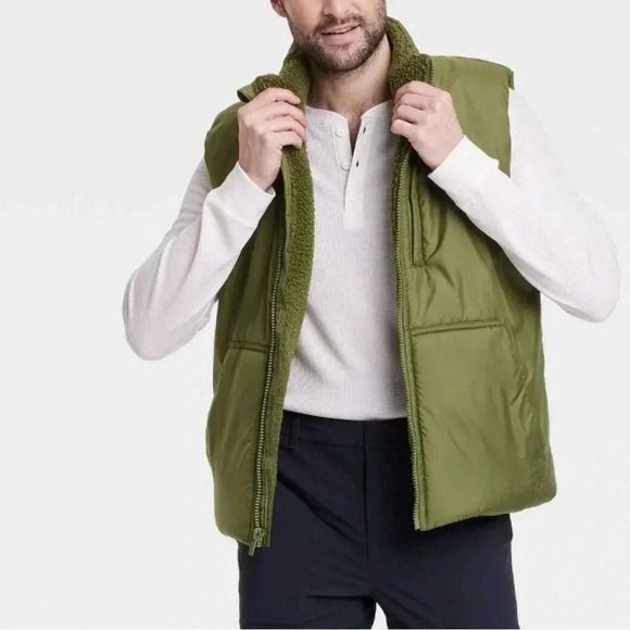 Medium Puffer Vest Men’s All in Motion Green - Picture 1 of 7